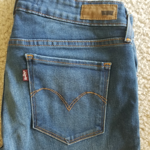 Demi Curve Modern Rise Levi's Skinny Jean - Picture 2 of 4